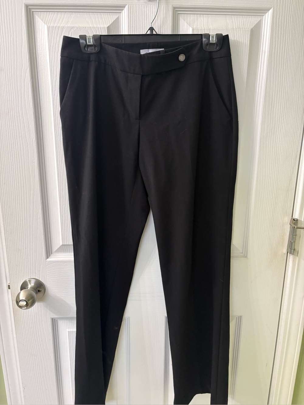 Calvin Klein Black ankle Pants with Silver Button